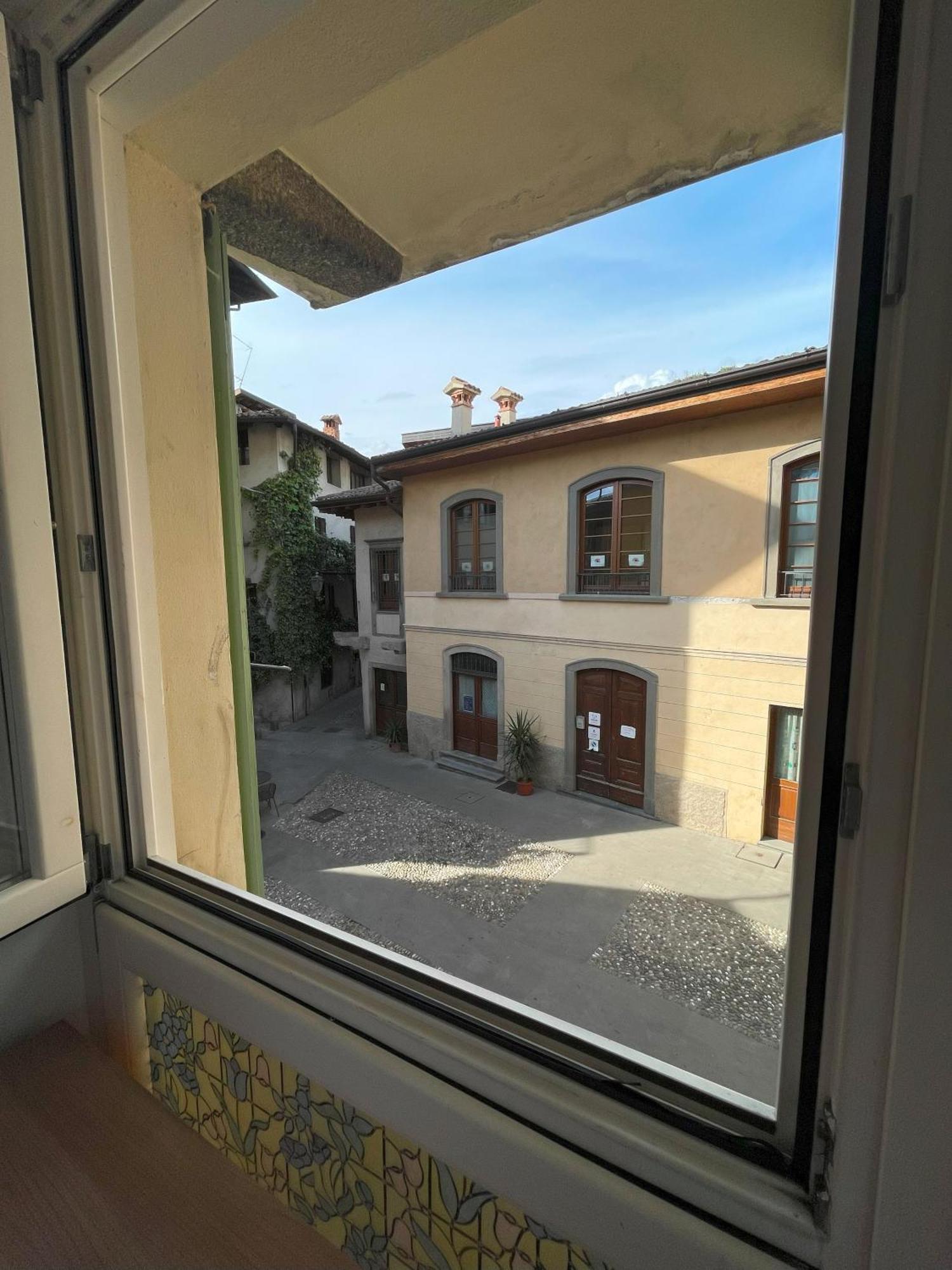 Casa Berlai, Bilocale Sul Lago Villa Pisogne Exterior foto